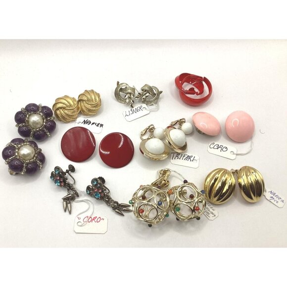 Designer Earrings Vintage 10 Pair Lot Trifari Coro Napier Lisner Sarah Coventry - Picture 1 of 12